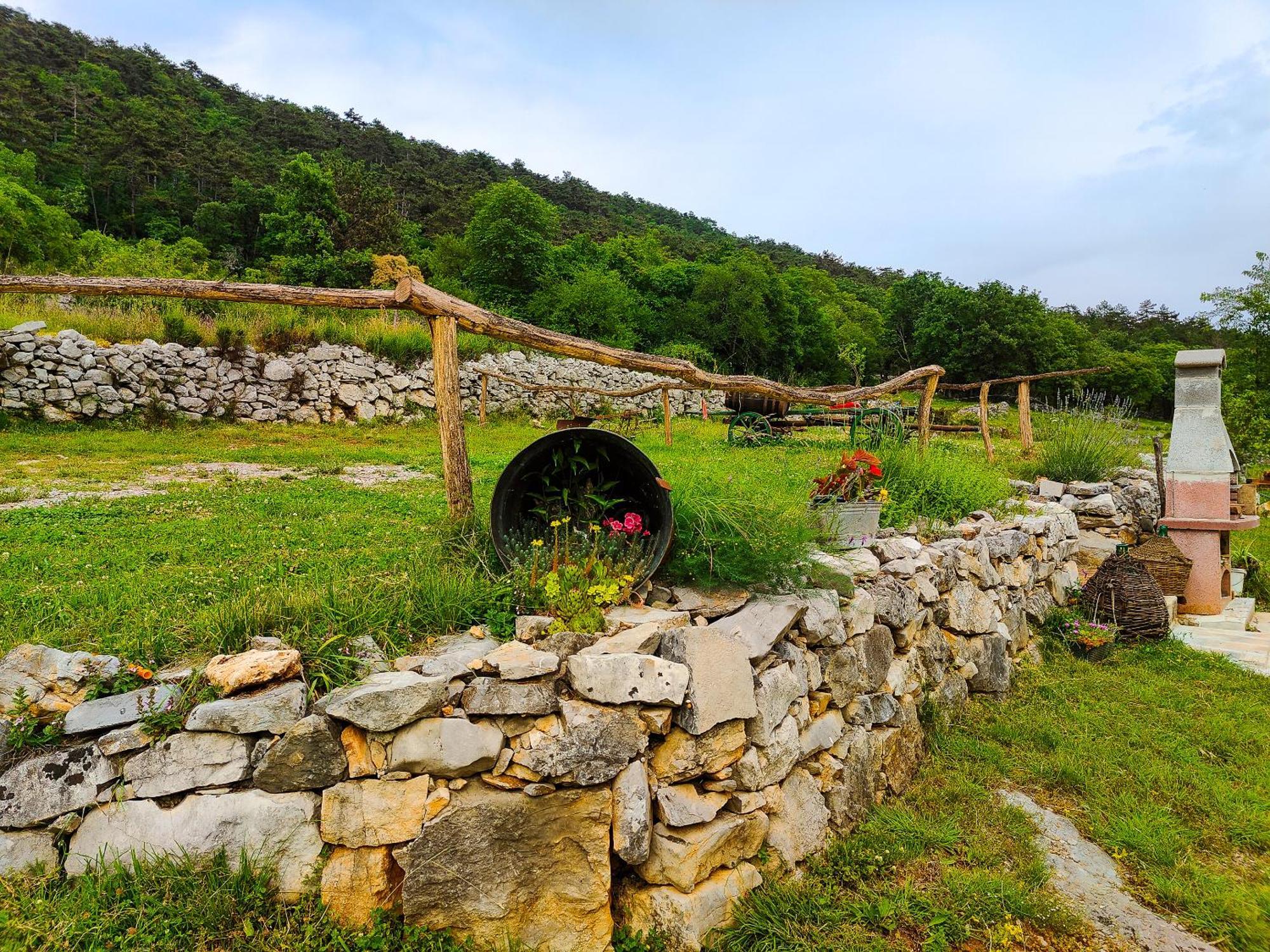 Homestead Zavadlal - Domacija Zavadlal โคเมน ภายนอก รูปภาพ